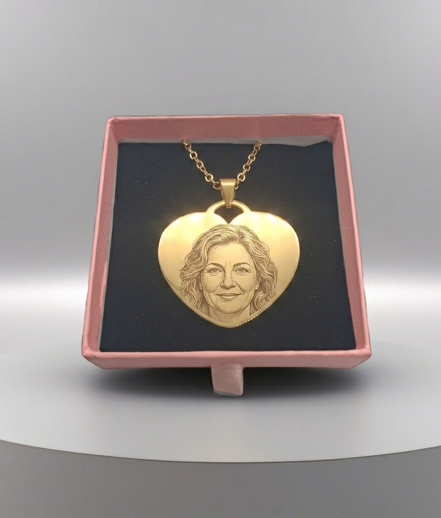 Collana Cuore Personalizzabile – Foto, Data o Dedica